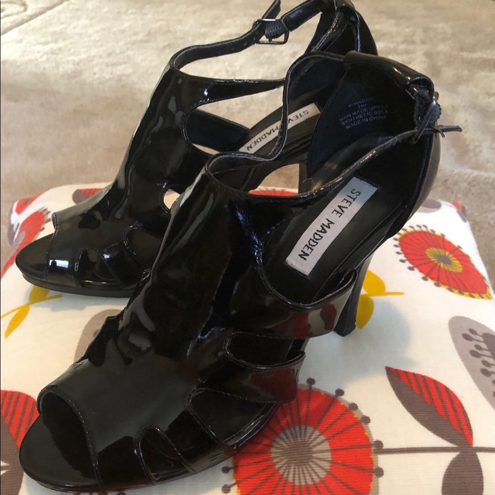 Pretty Like New Steve Madden Heels, Size 7.5